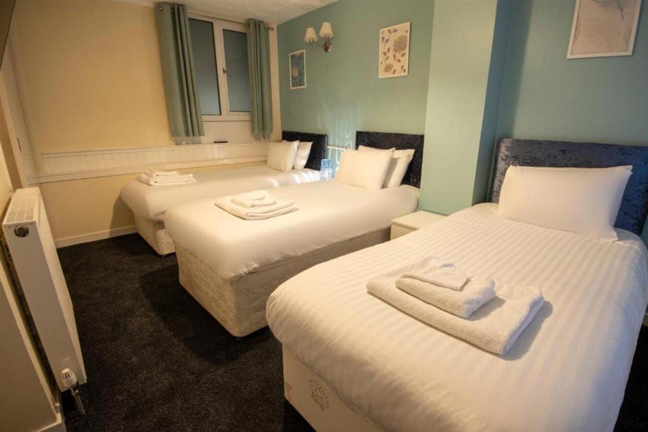 Irvine Riverside Guesthouse By Payman Club Экстерьер фото